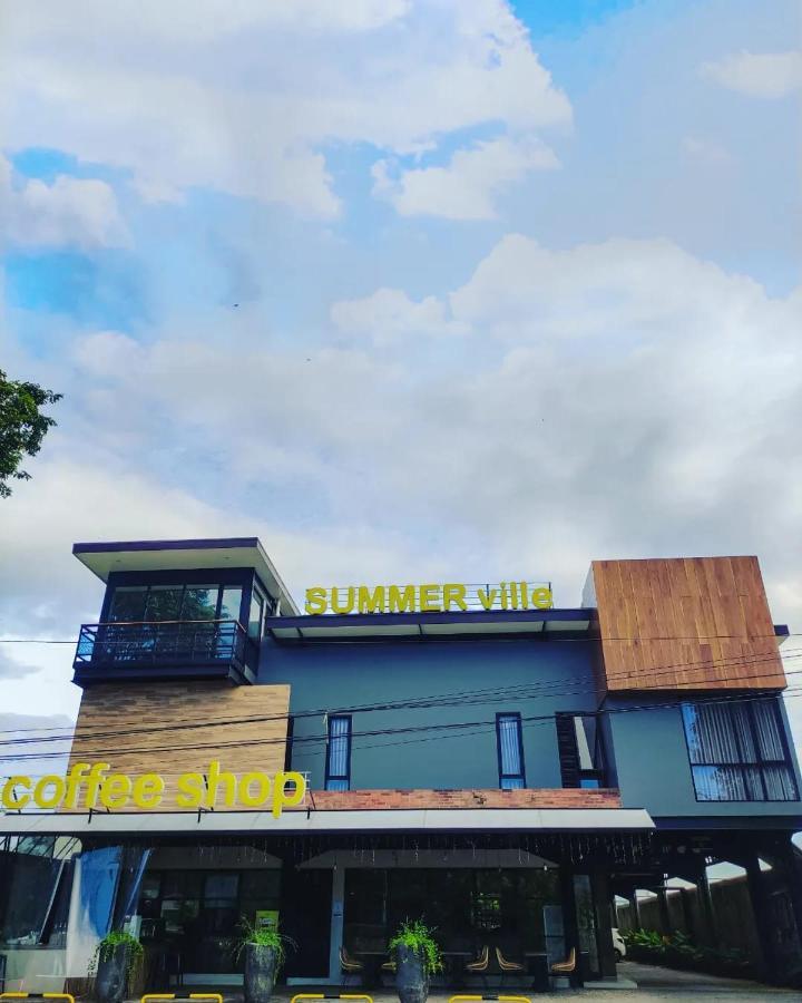 Hotel Summerville Majalengka Exterior photo